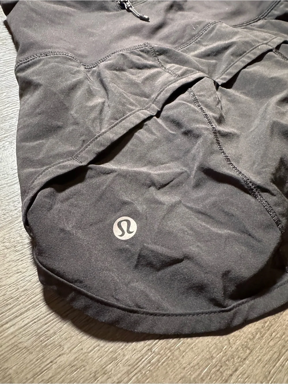 Lululemon Solid Black Speed Up 2.5” Inseam Shorts 4